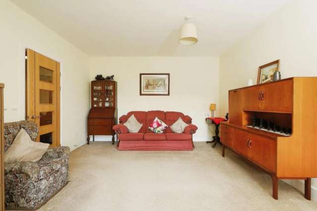 1 bed flat for sale