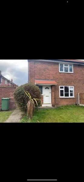 House For Rent in Bradford, England