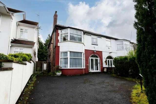 4 bedroom semi-detached house for sale