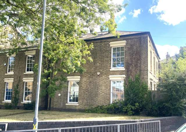 Office For Sale in Rugby, England