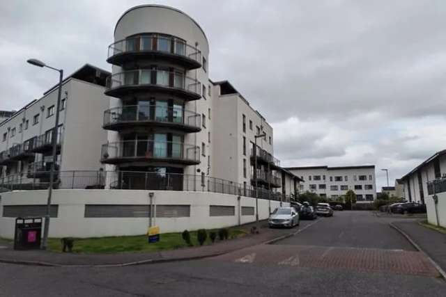 Flat to rent in Lochburn Gate, Glasgow G20