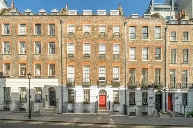 House For Sale in City of Westminster, England