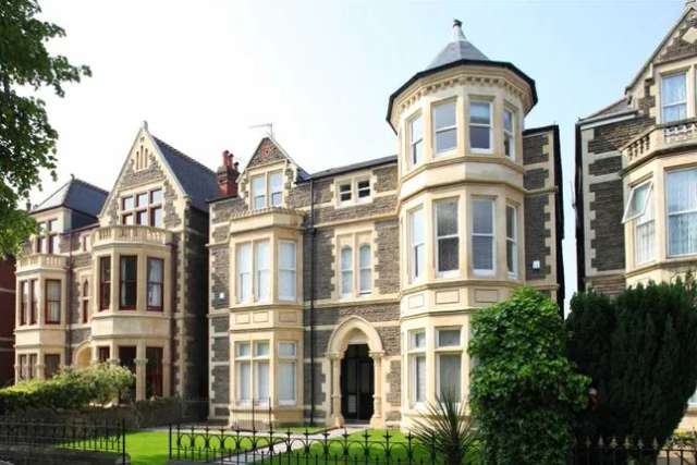 Flat to rent in Cathedral Road, Pontcanna, Cardiff CF11