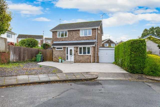 3 bedroom detached house for sale