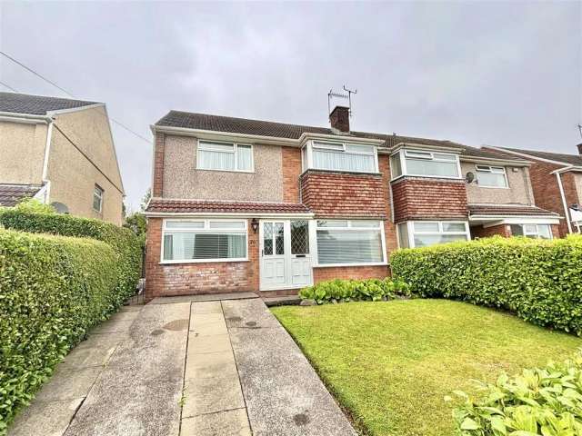 3 bedroom semi-detached house for sale