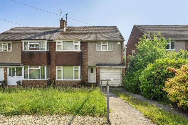 3 bedroom semi-detached house for sale