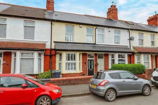 3 bedroom terraced house for sale