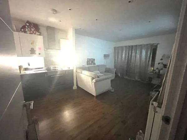 Flat For Rent in Moy, Northern Ireland