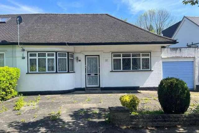 2 bedroom bungalow for sale