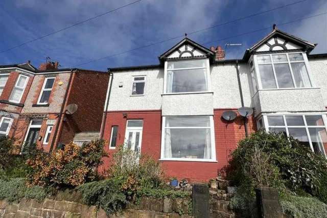 3 bedroom semi-detached house for sale