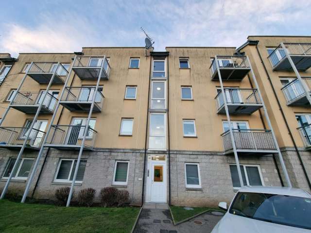 Flat For Sale in Aberdeen City, Scotland