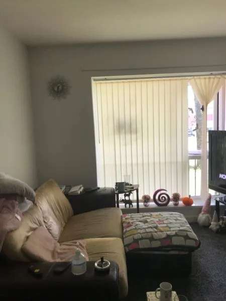 Flat For Rent in Kirklees, England