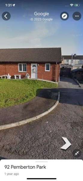 Bungalow For Rent in Dafen, Wales