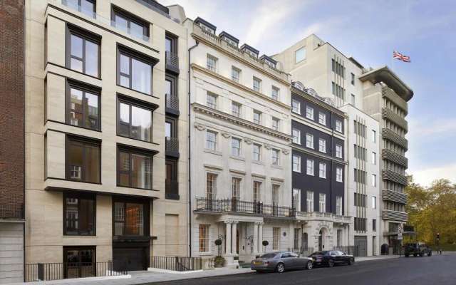 Apartment For Sale in City of Westminster, England