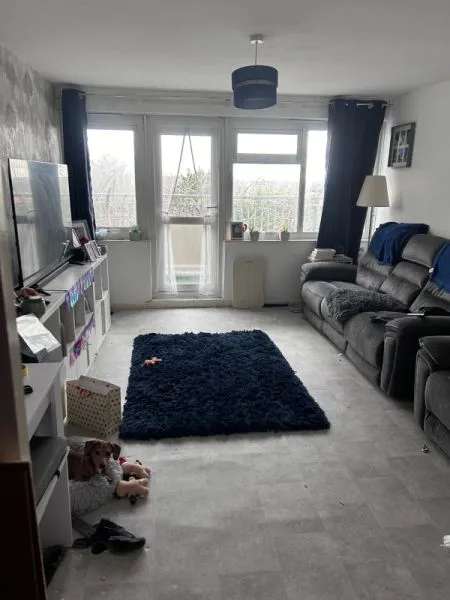 Flat For Rent in South Kesteven, England