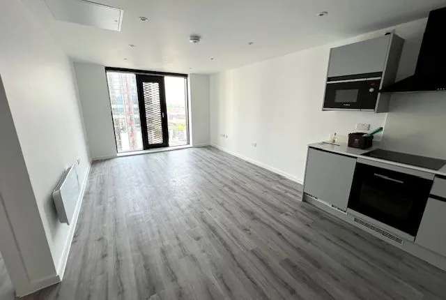 Flat to rent in Charles Street, Cardiff CF10