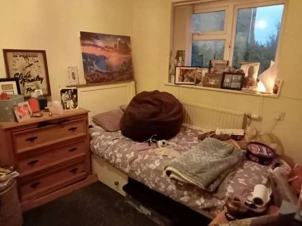 Flat For Rent in Mid Sussex, England