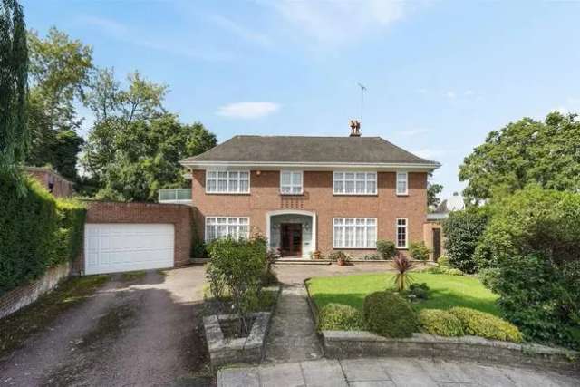 Terraced house for sale in Winnington Close, Hampstead Garden Suburb N2