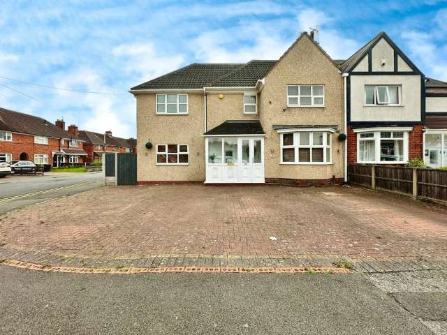 Semi-detached house For Sale in Sandwell, England