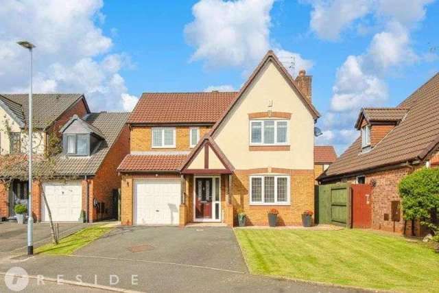 4 bedroom detached house for sale