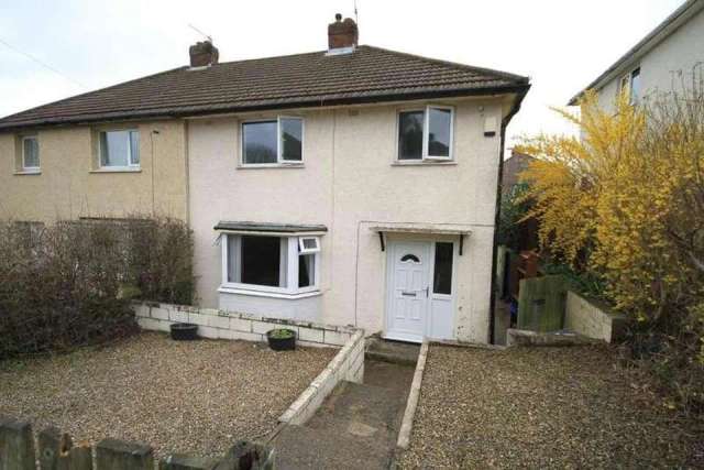 3 bedroom semi-detached house for sale