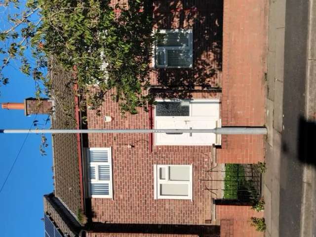 2 bed house in Kirkby Park