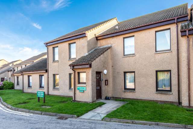 Flat For Rent in Stonehaven, Scotland