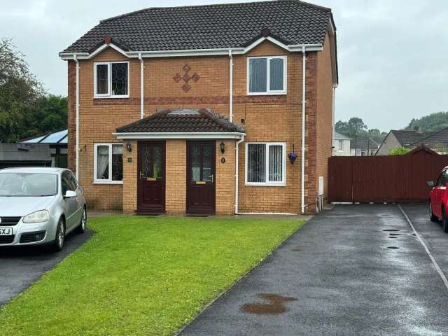 2 bedroom semi-detached house to rent