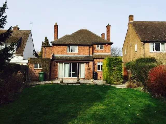 4 bedroom detached house to rent