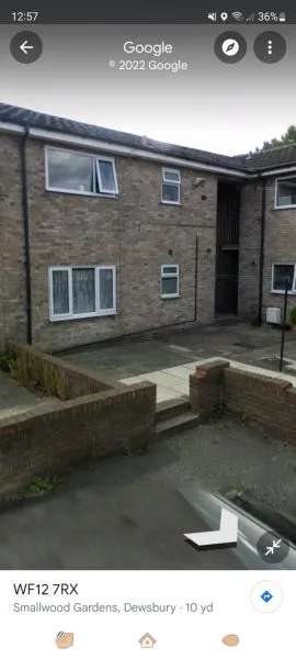 Flat For Rent in Kirklees, England