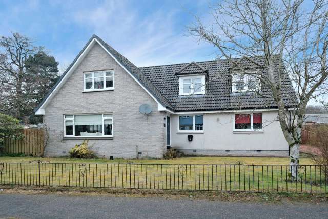 House For Rent in Westhill, Scotland