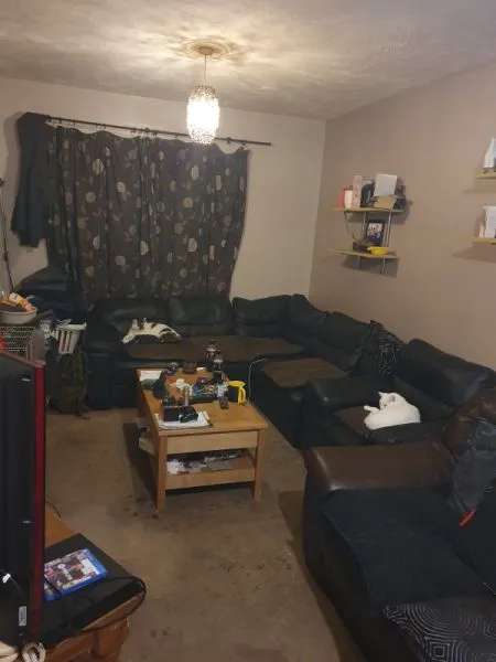 Flat For Rent in Newton, England