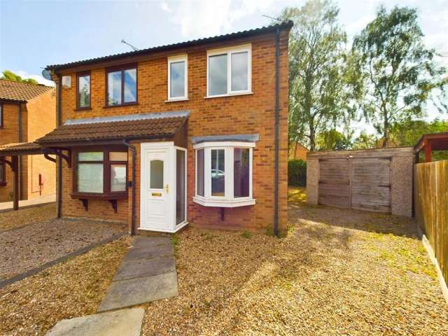 2 bedroom semi-detached house for sale