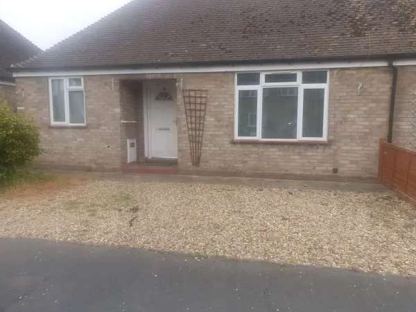 Bungalow For Rent in East Lindsey, England