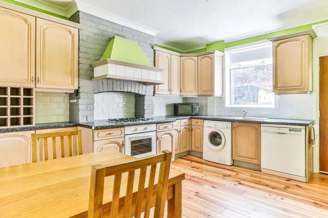 3 bedroom Mid Terrace House to rent, Sheffield, S2