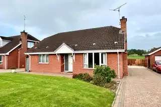 Bungalow For Sale in Portadown, Northern Ireland