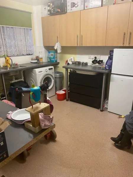 Flat For Rent in Glenone, Northern Ireland