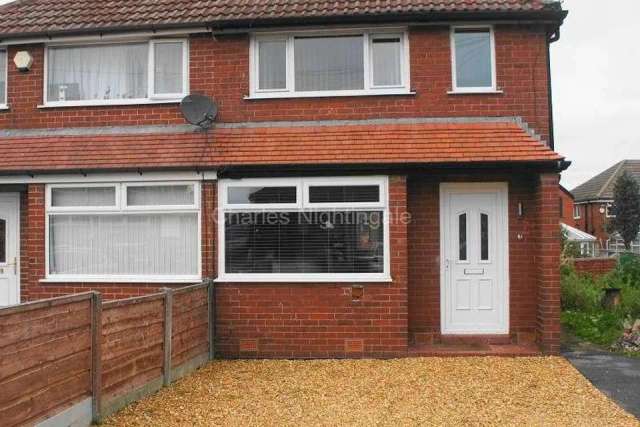 2 bedroom semi-detached house for sale