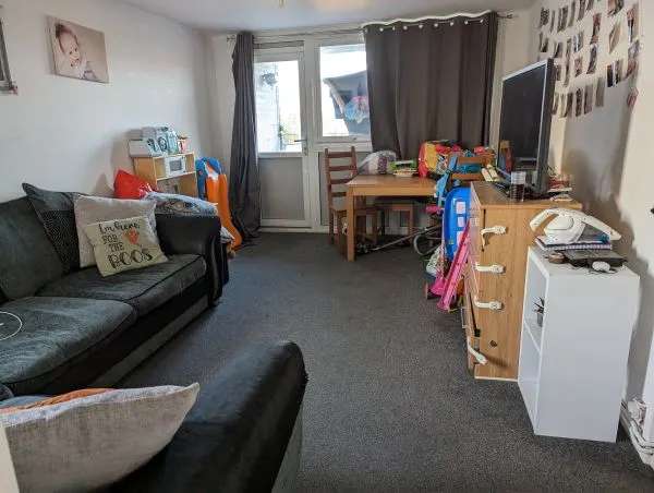 Flat For Rent in Maidstone, England