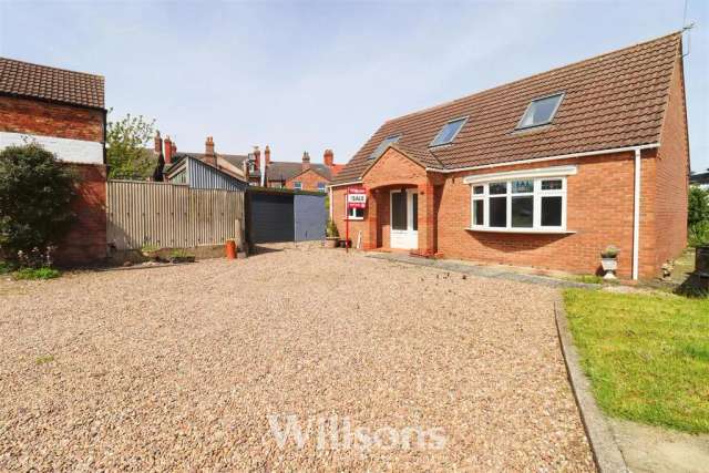 3 bedroom detached bungalow for sale