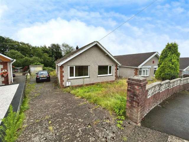 3 bedroom detached bungalow for sale