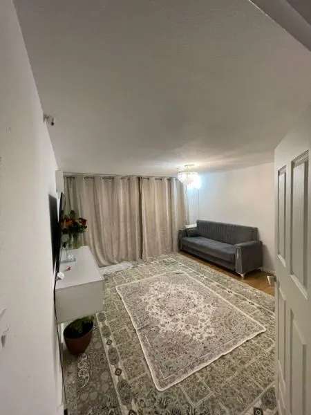 Flat For Rent in Guildford, England