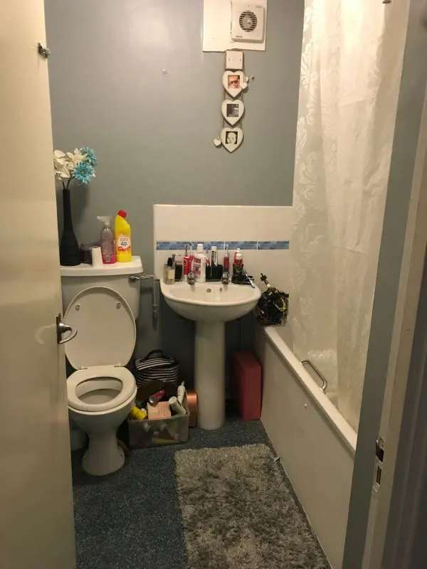 Flat For Rent in Maidstone, England