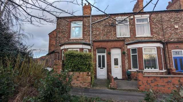 3 bedroom house share for sale