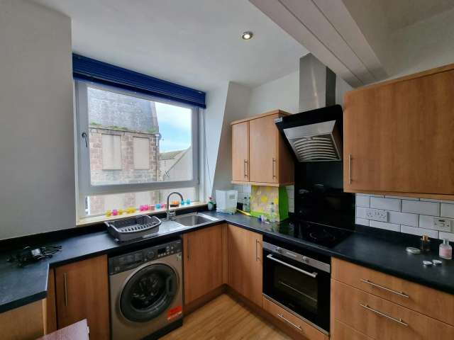 Flat For Sale in Aberdeen City, Scotland