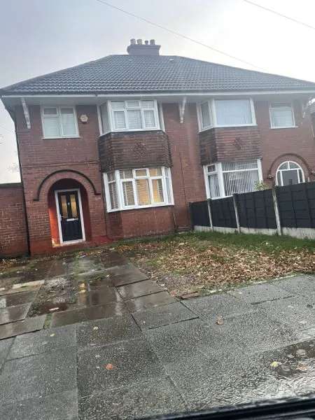 House For Rent in Trafford, England