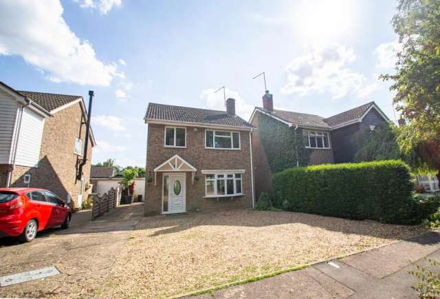 3 bedroom detached house for sale