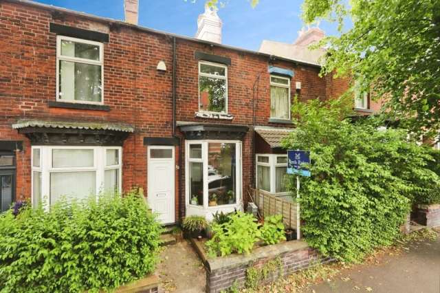 3 bedroom Mid Terrace House for sale, Sheffield, South Yorkshire, S8