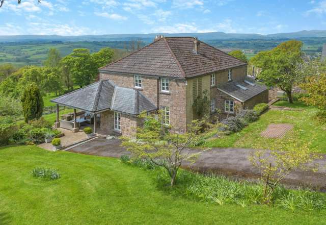 Detached House for sale with 4 bedrooms, Craig-y-dorth, Monmouth