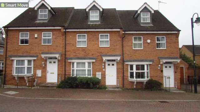 3 bedroom terraced house to rent